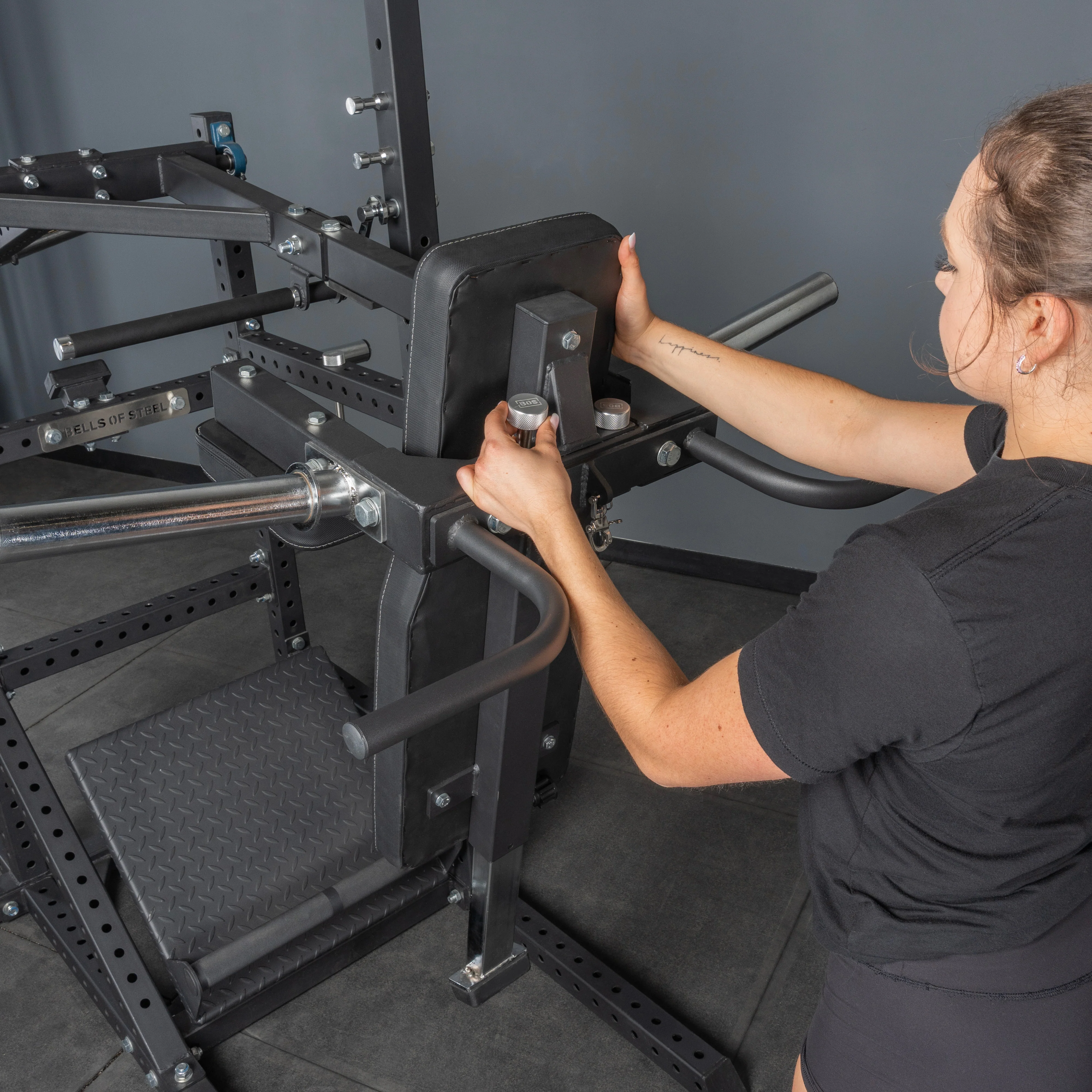 Pandemonium Squat โ 3-in-1 Pendulum Squat / Calf Press / Viking Press Machine - Image 10